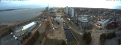 Archived image Webcam Bremerhaven: Old and New Harbour 03:00