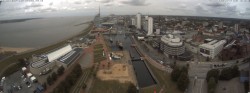 Archived image Webcam Bremerhaven: Old and New Harbour 11:00