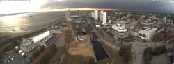 Archiv Foto Webcam Bremerhaven: Alter und Neuer Hafen 19:00