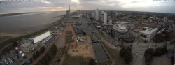 Archiv Foto Webcam Bremerhaven: Alter und Neuer Hafen 19:00