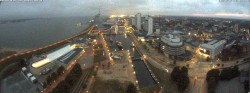 Archived image Webcam Bremerhaven: Old and New Harbour 03:00