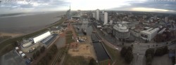 Archived image Webcam Bremerhaven: Old and New Harbour 06:00