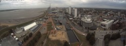 Archived image Webcam Bremerhaven: Old and New Harbour 09:00