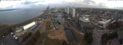 Archiv Foto Webcam Bremerhaven: Alter und Neuer Hafen 06:00