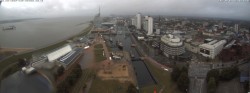 Archiv Foto Webcam Bremerhaven: Alter und Neuer Hafen 06:00