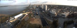 Archiv Foto Webcam Bremerhaven: Alter und Neuer Hafen 06:00