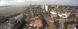 Archived image Webcam Bremerhaven: Old and New Harbour 13:00