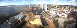 Archiv Foto Webcam Bremerhaven: Alter und Neuer Hafen 13:00