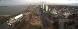 Archived image Webcam Bremerhaven: Old and New Harbour 08:00