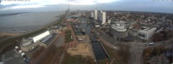 Archived image Webcam Bremerhaven: Old and New Harbour 07:00
