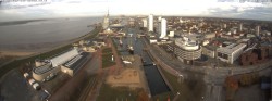 Archiv Foto Webcam Bremerhaven: Alter und Neuer Hafen 09:00
