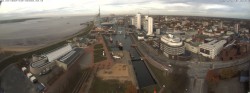 Archiv Foto Webcam Bremerhaven: Alter und Neuer Hafen 11:00