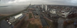 Archiv Foto Webcam Bremerhaven: Alter und Neuer Hafen 13:00