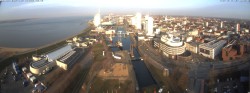 Archiv Foto Webcam Bremerhaven: Alter und Neuer Hafen 09:00
