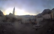 Archived image Bozen: Waltherplatz Webcam 15:00