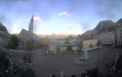 Archiv Foto Webcam Waltherplatz Bozen 05:00