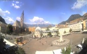 Archiv Foto Webcam Waltherplatz Bozen 09:00