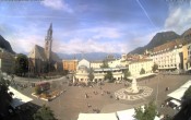 Archived image Bozen: Waltherplatz Webcam 09:00