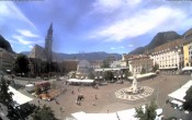 Archiv Foto Webcam Waltherplatz Bozen 11:00