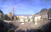 Archiv Foto Webcam Waltherplatz Bozen 07:00