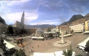 Archiv Foto Webcam Waltherplatz Bozen 11:00