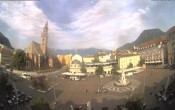 Archiv Foto Webcam Waltherplatz Bozen 07:00