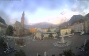Archived image Bozen: Waltherplatz Webcam 05:00