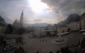 Archived image Bozen: Waltherplatz Webcam 15:00