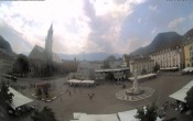 Archiv Foto Webcam Waltherplatz Bozen 13:00