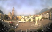 Archiv Foto Webcam Waltherplatz Bozen 07:00