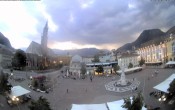 Archiv Foto Webcam Waltherplatz Bozen 19:00