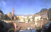 Archiv Foto Webcam Waltherplatz Bozen 07:00