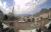 Archiv Foto Webcam Waltherplatz Bozen 11:00