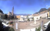 Archiv Foto Webcam Waltherplatz Bozen 09:00