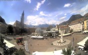 Archiv Foto Webcam Waltherplatz Bozen 11:00