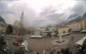 Archived image Bozen: Waltherplatz Webcam 09:00