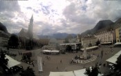 Archiv Foto Webcam Waltherplatz Bozen 13:00