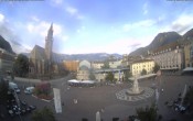 Archiv Foto Webcam Waltherplatz Bozen 07:00
