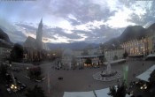Archived image Bozen: Waltherplatz Webcam 19:00