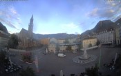 Archiv Foto Webcam Waltherplatz Bozen 05:00