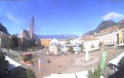 Archiv Foto Webcam Waltherplatz Bozen 09:00