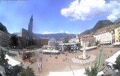 Archiv Foto Webcam Waltherplatz Bozen 11:00