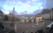 Archived image Bozen: Waltherplatz Webcam 05:00