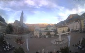 Archiv Foto Webcam Waltherplatz Bozen 04:00