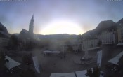 Archived image Bozen: Waltherplatz Webcam 17:00