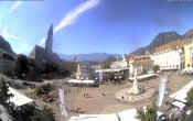 Archiv Foto Webcam Waltherplatz Bozen 11:00