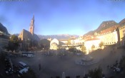 Archiv Foto Webcam Waltherplatz Bozen 07:00