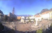 Archiv Foto Webcam Waltherplatz Bozen 09:00