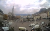 Archived image Bozen: Waltherplatz Webcam 07:00