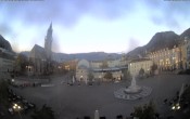 Archived image Bozen: Waltherplatz Webcam 05:00